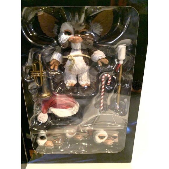 GREMLINS Action Figure ULTIMATE GIZMO 4" Action Figure NECA NEW SEALED MOGWAI - Picture 6 of 6